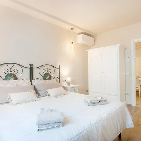 度假居 Il Piccolo Borgo For 7 Guests 切塔尔多